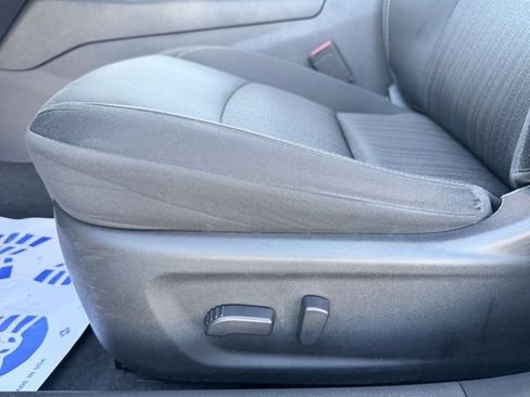 Used 2024 Nissan Altima 2.5 SV image 23