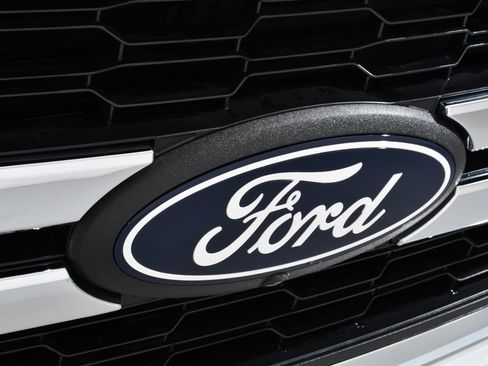 New 2025 Ford F150 Lariat w/ Equipment Group 502A High image 20