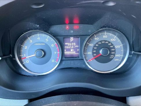 Used 2015 Subaru Forester 2.5i Limited image 12