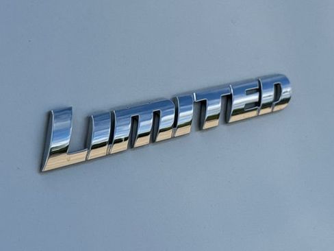 Used 2024 Toyota Tundra Limited w/ Power Package AWD/4WD image 6