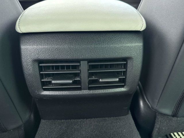 Used 2022 Lexus IS 350 F Sport RWD image 15