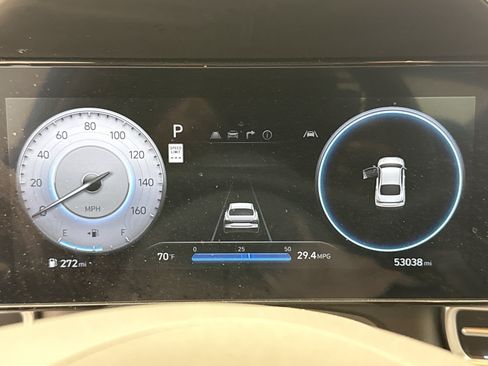 Used 2024 Hyundai Elantra SEL FWD image 10