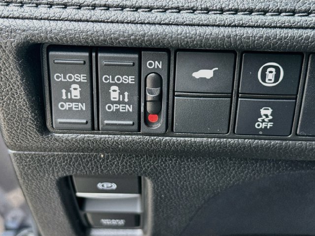 Certified 2024 Honda Odyssey EX-L image 11