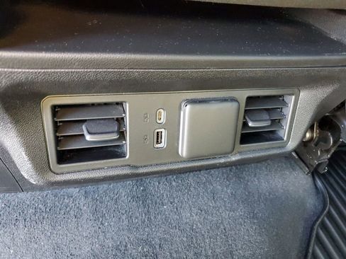 Used 2022 Chevrolet Silverado 1500 RST image 11