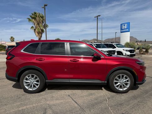 Used 2025 Honda CR-V EX image 4