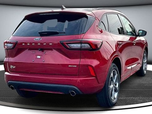 Used 2024 Ford Escape ST-Line w/ Tech Pack #1 AWD/4WD image 6