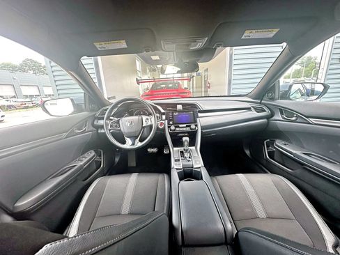 Used 2021 Honda Civic Sport image 9