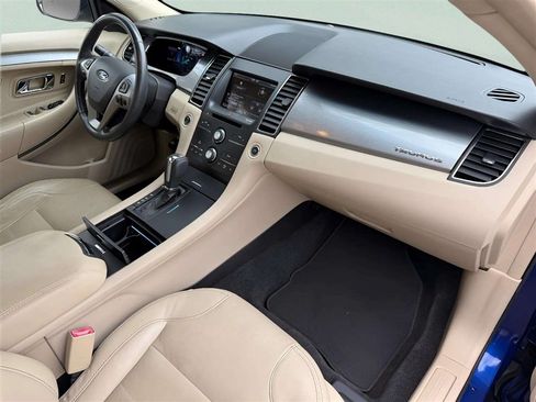 Used 2013 Ford Taurus SEL FWD image 22