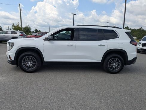 Used 2025 GMC Acadia Elevation FWD image 9