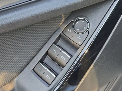 New 2026 Chevrolet Equinox RS w/ LPO, Floor Liner Package image 20