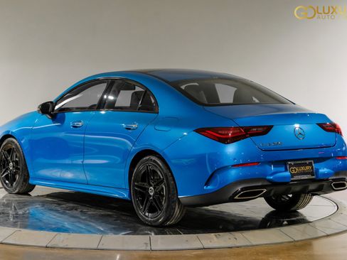 Used 2025 Mercedes-Benz CLA 250 w/ AMG Night Package image 12