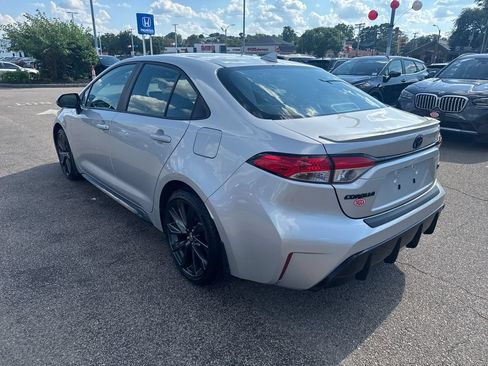 Used 2024 Toyota Corolla SE FWD image 5