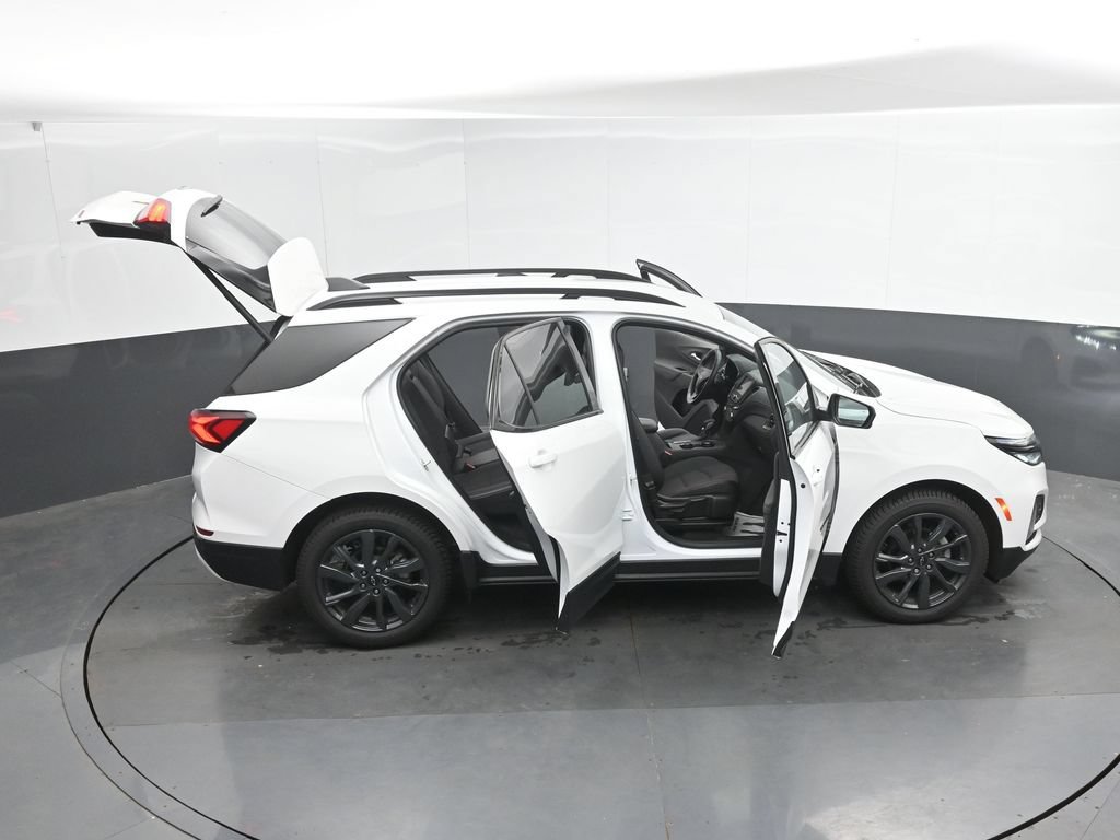 Used 2024 Chevrolet Equinox RS FWD image 41