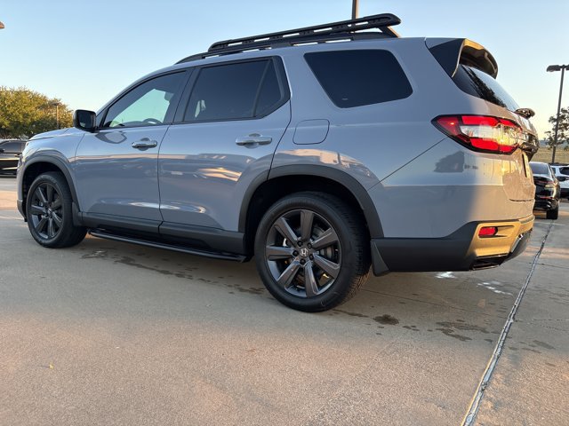 New 2026 Honda Pilot Sport image 2