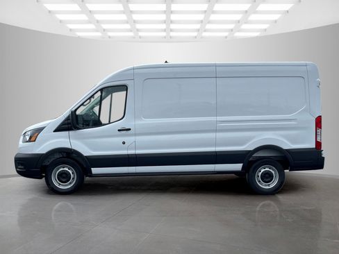 New 2025 Ford Transit 250 148 Medium Roof image 8