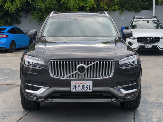Certified 2023 Volvo XC90 B6 Ultimate w/ Protection Package Premier AWD/4WD image 8