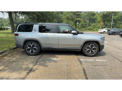 Used 2024 Rivian R1S Adventure AWD/4WD image 5