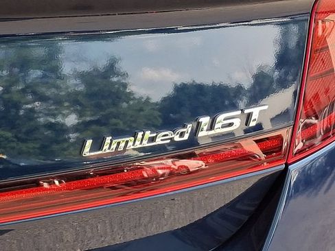 Used 2021 Hyundai Sonata Limited FWD image 31