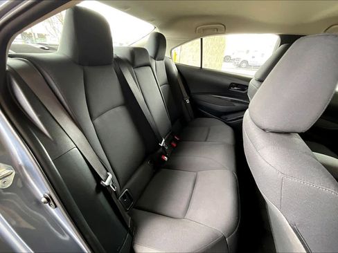 Used 2024 Toyota Corolla LE image 19