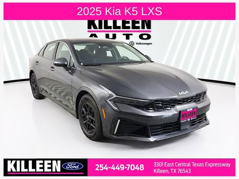 Used 2025 Kia K5 LXS FWD image 1