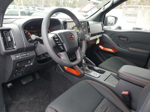 New 2026 Nissan Frontier PRO-4X w/ Pro-4x Convenience Package AWD/4WD image 19