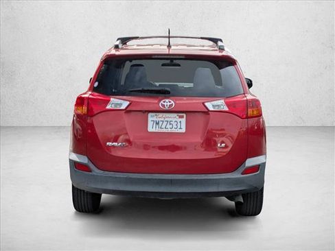 Used 2015 Toyota RAV4 LE FWD image 7