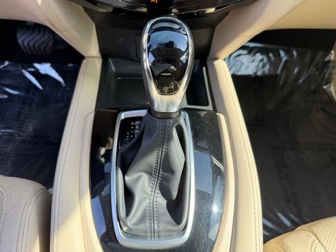 Used 2017 Nissan Rogue SL w/ SL Premium Package FWD image 26