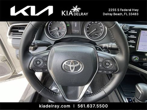 Used 2020 Toyota Camry SE w/ Convenience Package image 27