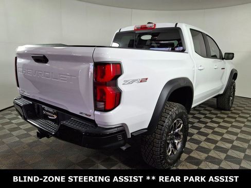 Used 2024 Chevrolet Colorado ZR2 w/ Technology Package image 5
