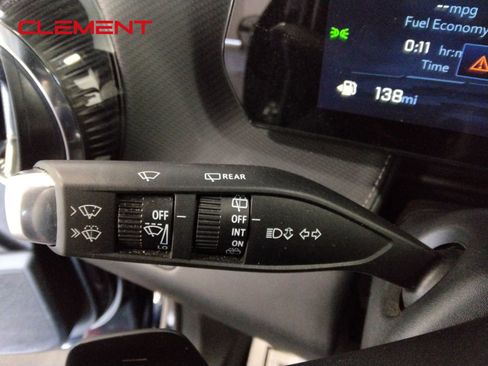 Used 2025 Chevrolet Equinox LT image 15