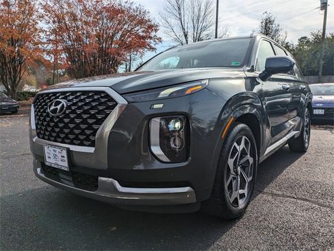Used 2022 Hyundai Palisade Calligraphy w/ Winter Package image 8