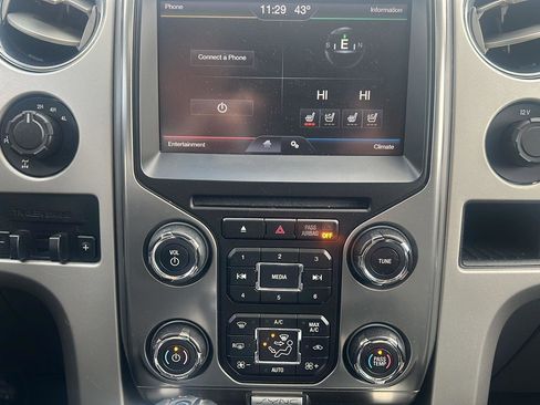 Used 2014 Ford F150 FX4 w/ Equipment Group 402A Luxury image 22