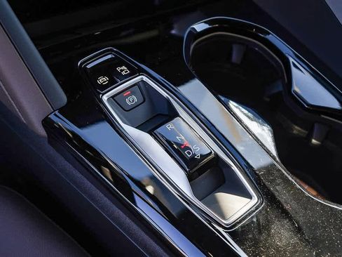 New 2025 Audi Q5 Premium Plus image 22