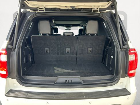 Used 2021 Ford Expedition XLT RWD image 12