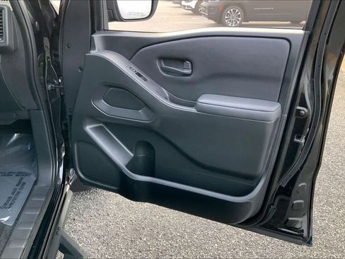 Used 2022 Nissan Frontier S w/ Technology Package image 21
