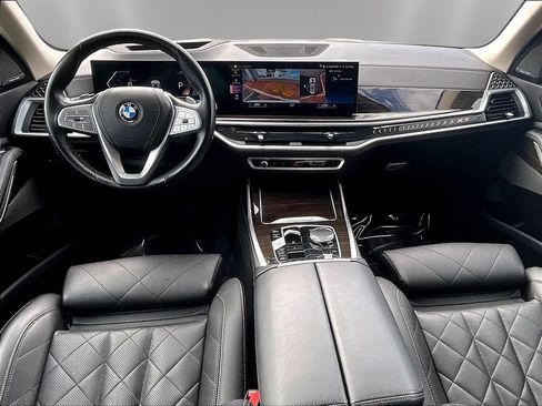 Used 2023 BMW X7 xDrive40i AWD/4WD image 7