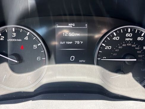 Used 2025 Subaru Crosstrek 2.0i Premium image 12