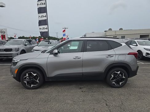 Certified 2026 Kia Seltos EX AWD/4WD image 4