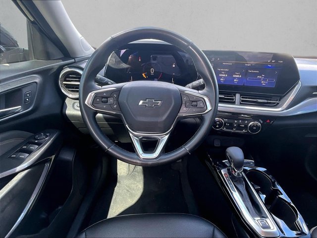 Used 2024 Chevrolet Trax ACTIV FWD image 7