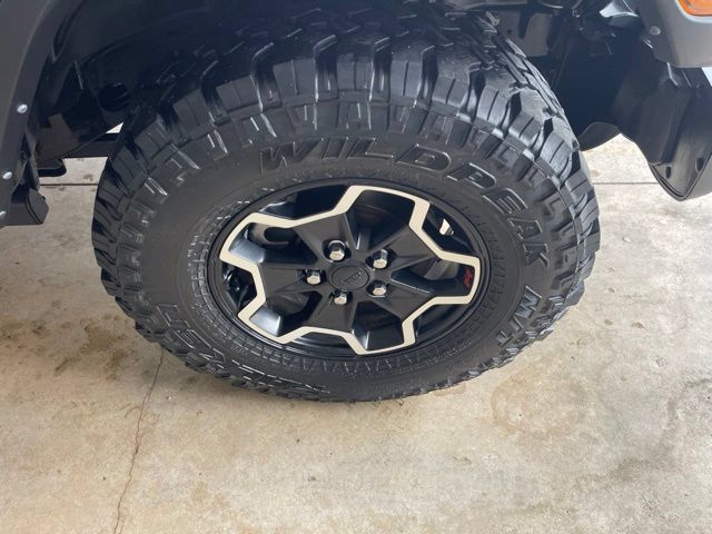 Used 2021 Jeep Gladiator Sport AWD/4WD image 11