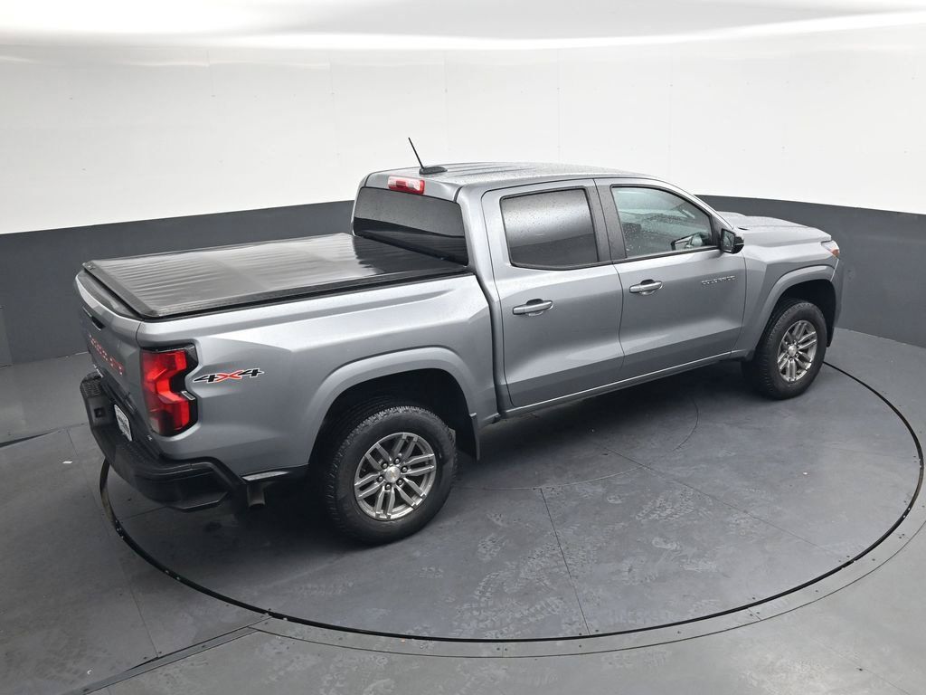 Used 2023 Chevrolet Colorado LT AWD/4WD image 29
