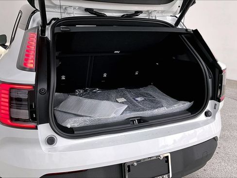 New 2026 Volvo EX30 Ultra w/ Protection Package AWD/4WD image 38