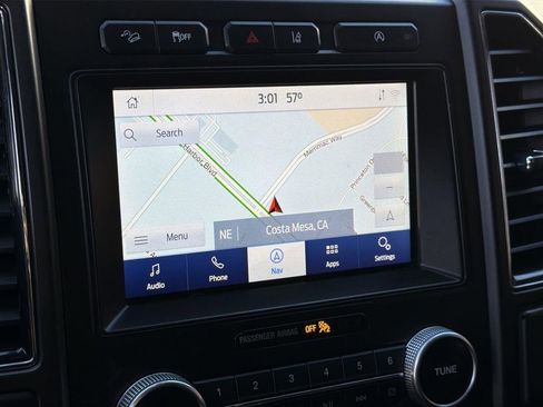 Used 2021 Ford Expedition Limited image 10