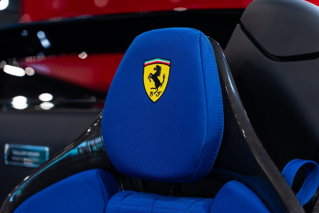 Used 2025 Ferrari 296 GTS RWD image 6