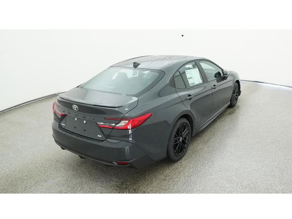 Used 2025 Toyota Camry SE FWD image 9