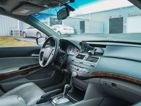 Used 2012 Honda Accord EX-L image 10