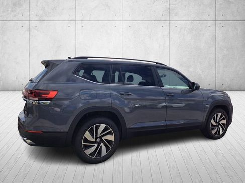 New 2026 Volkswagen Atlas SE image 5