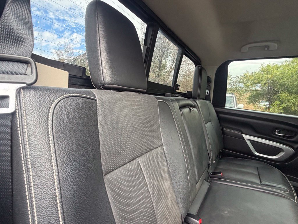 Used 2017 Nissan Titan PRO-4X w/ Pro-4x Convenience Package AWD/4WD image 15