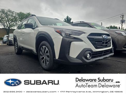 Used 2024 Subaru Outback AWD/4WD image 1