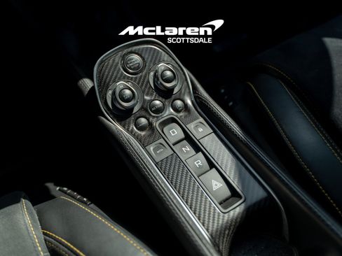Used 2017 McLaren 570S Coupe RWD image 16